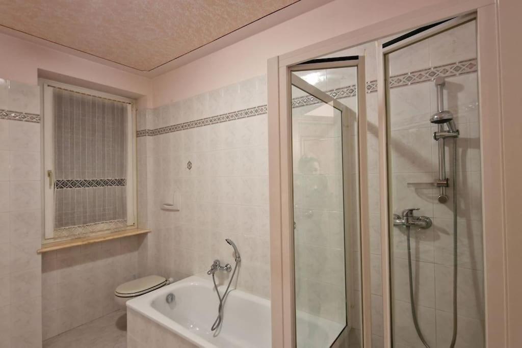 Ca' Degli Ulivi Apartment คาปริโน เวโรเนเซ ภายนอก รูปภาพ