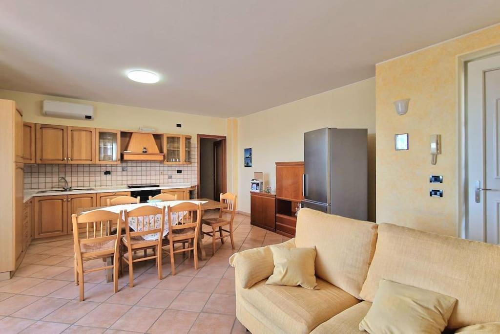 Ca' Degli Ulivi Apartment คาปริโน เวโรเนเซ ภายนอก รูปภาพ