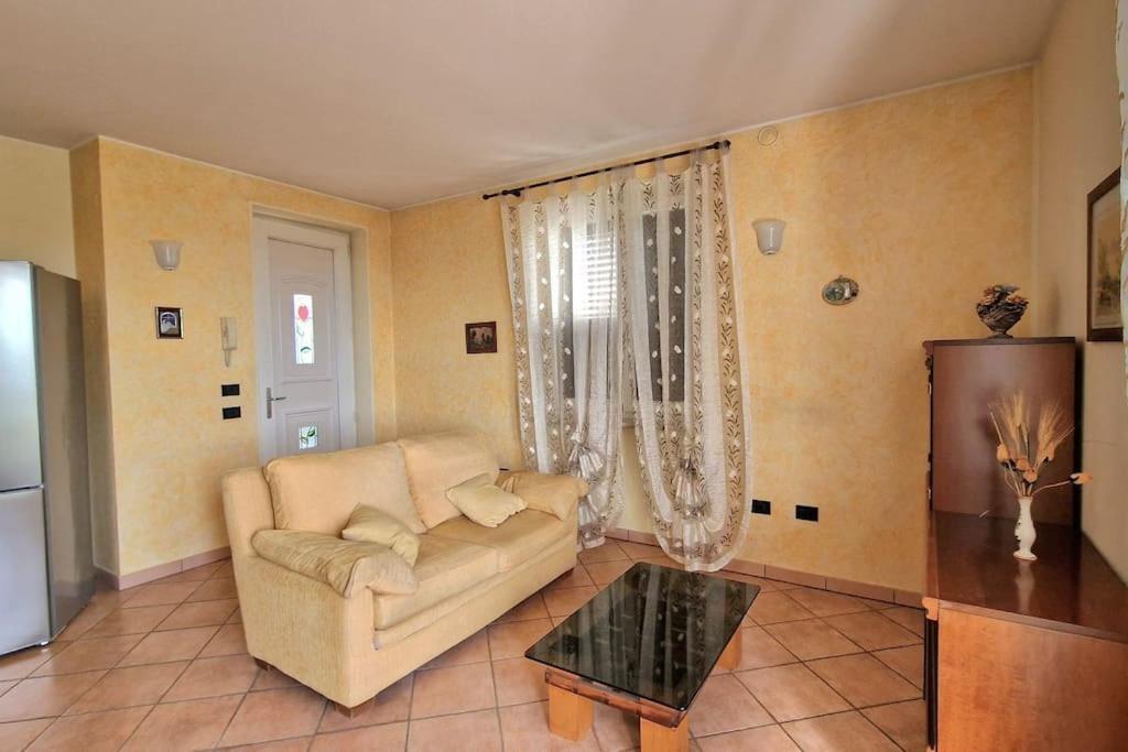Ca' Degli Ulivi Apartment คาปริโน เวโรเนเซ ภายนอก รูปภาพ