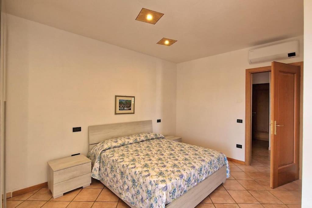Ca' Degli Ulivi Apartment คาปริโน เวโรเนเซ ภายนอก รูปภาพ